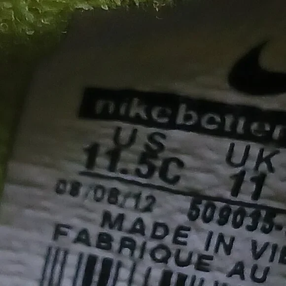 Nike Tiempo Kids Unisex  Black Neon Green Soccer Cleats Shoes  Size 11.5 - Picture 7 of 7